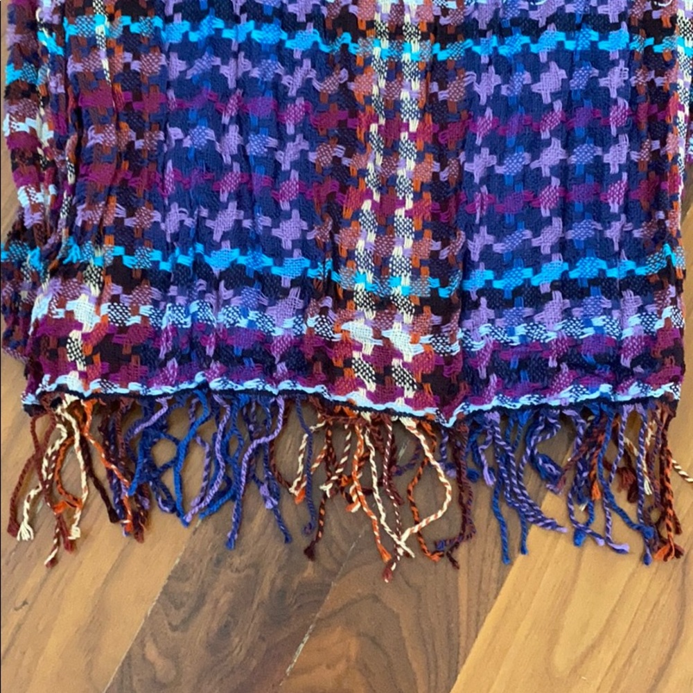 Scarf - Picture 8 of 14